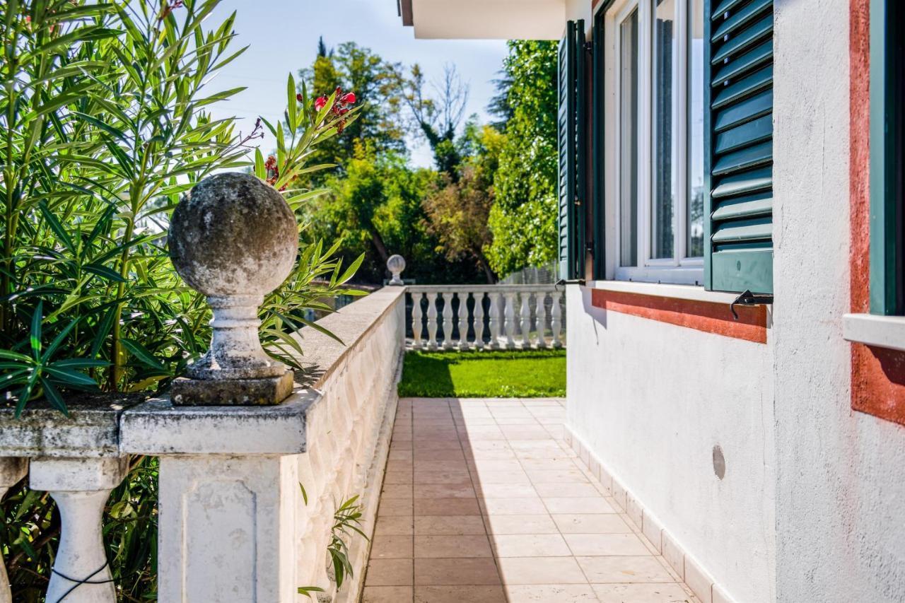 Villa Carini With 3000 Mq Garden & Heated Pool Castelnuovo del Garda Eksteriør bilde