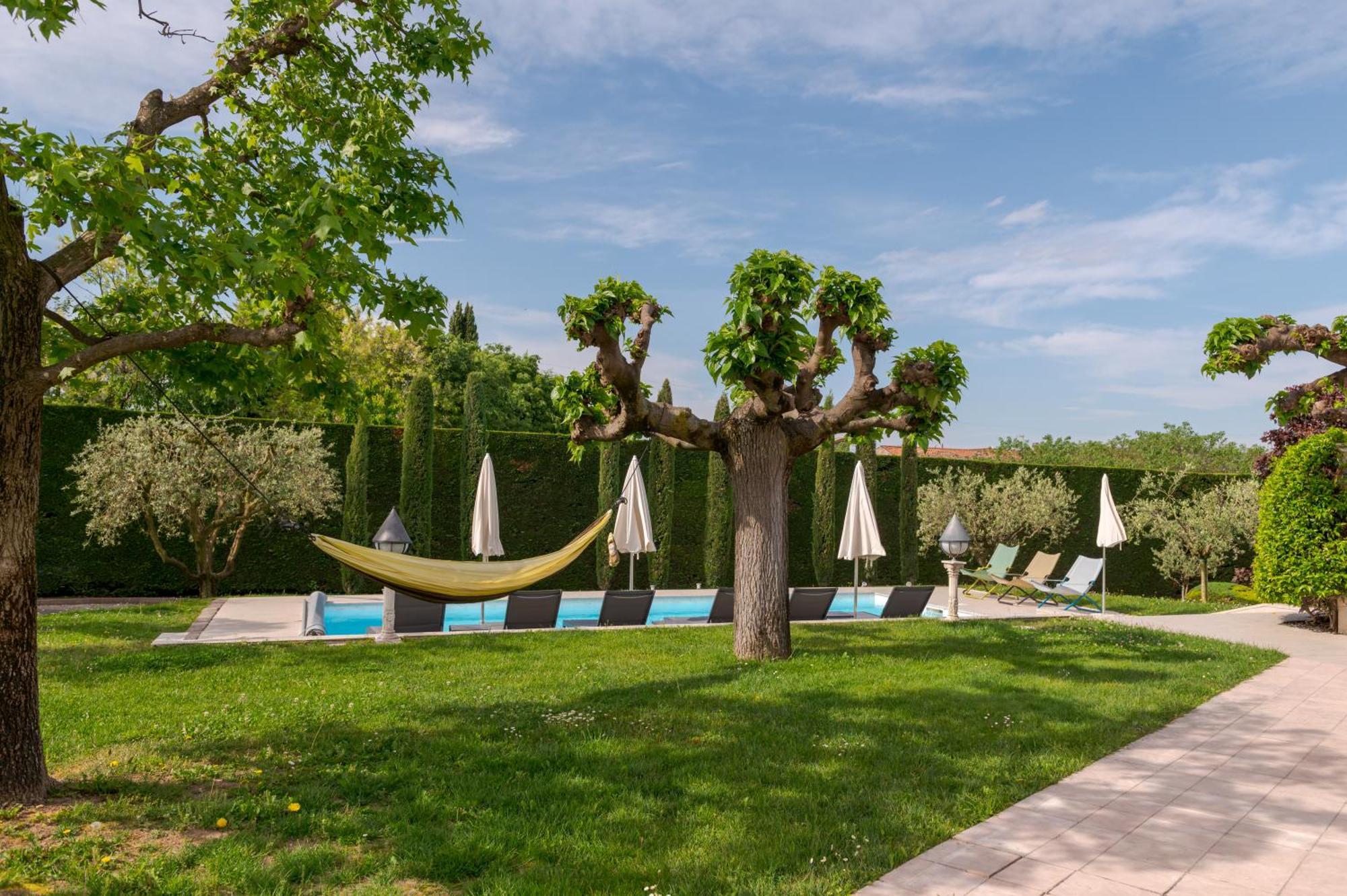 Villa Carini With 3000 Mq Garden & Heated Pool Castelnuovo del Garda Eksteriør bilde