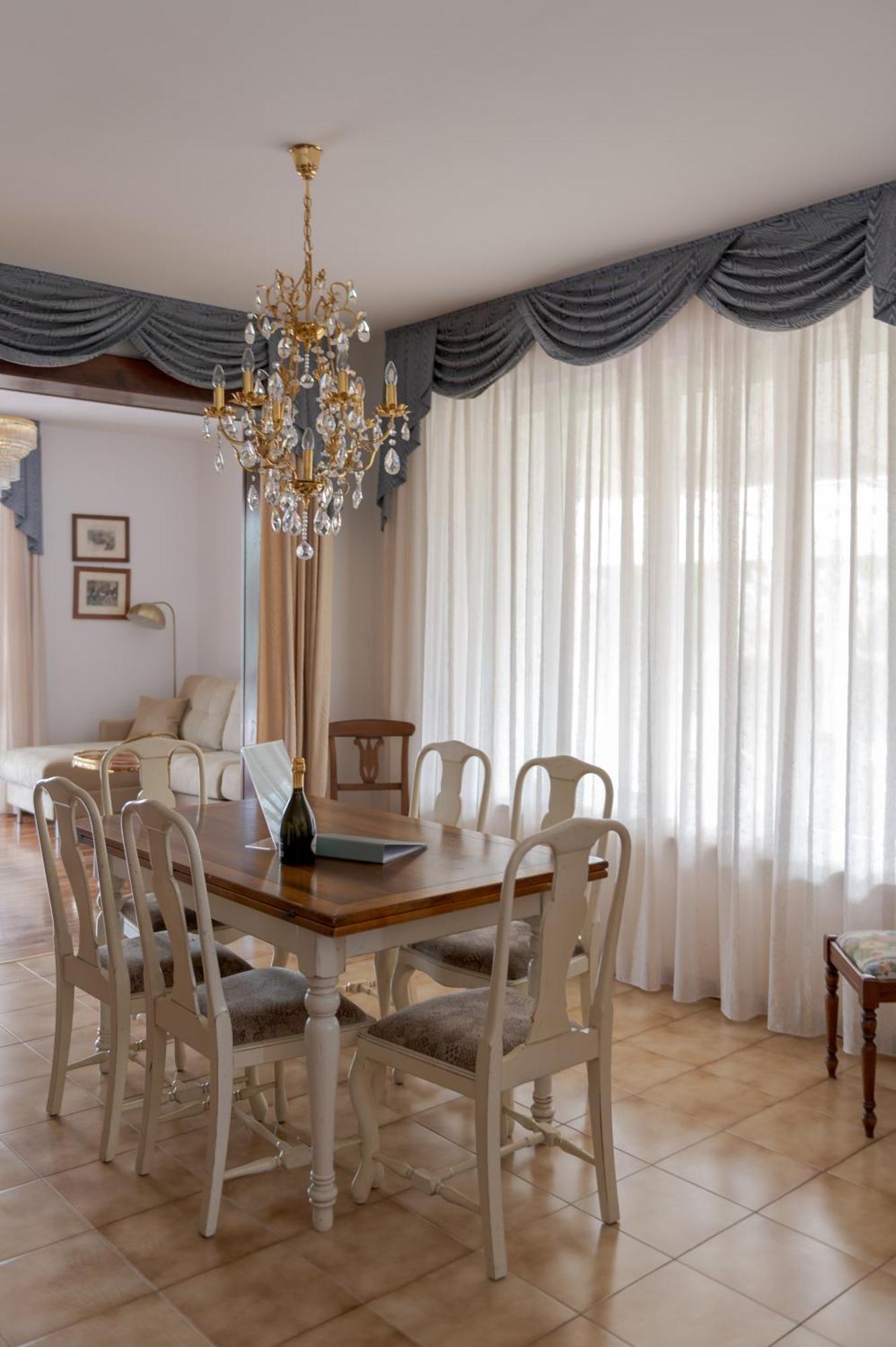 Villa Carini With 3000 Mq Garden & Heated Pool Castelnuovo del Garda Eksteriør bilde